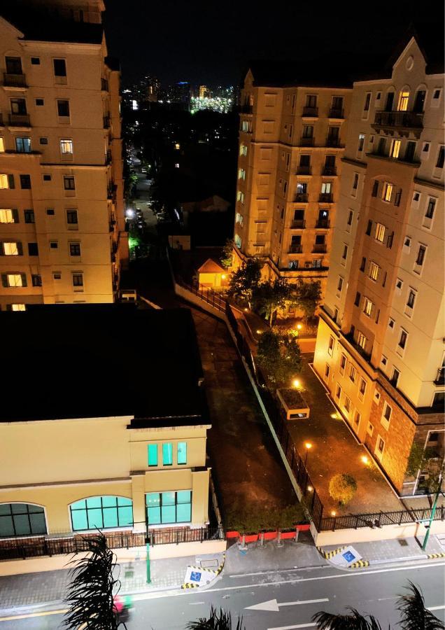 Two Palm Tree Villas Condominium - Studio 8Th Fl With Balcony - Across Terminal 3 Airport Pasay Esterno foto