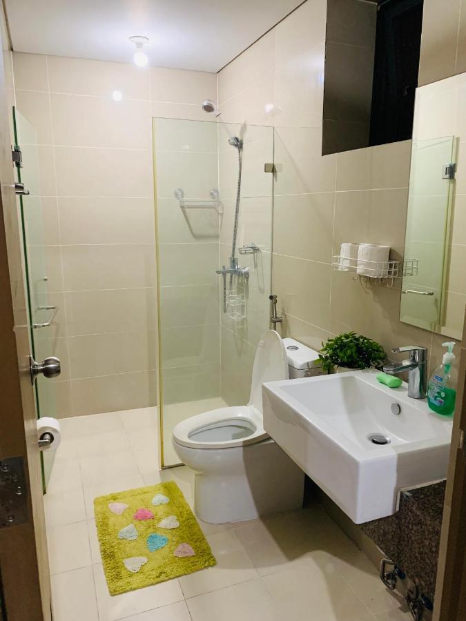 Two Palm Tree Villas Condominium - Studio 8Th Fl With Balcony - Across Terminal 3 Airport Pasay Esterno foto